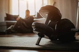 《99号的统治力：贾吉击球离手初速背后的物理学》